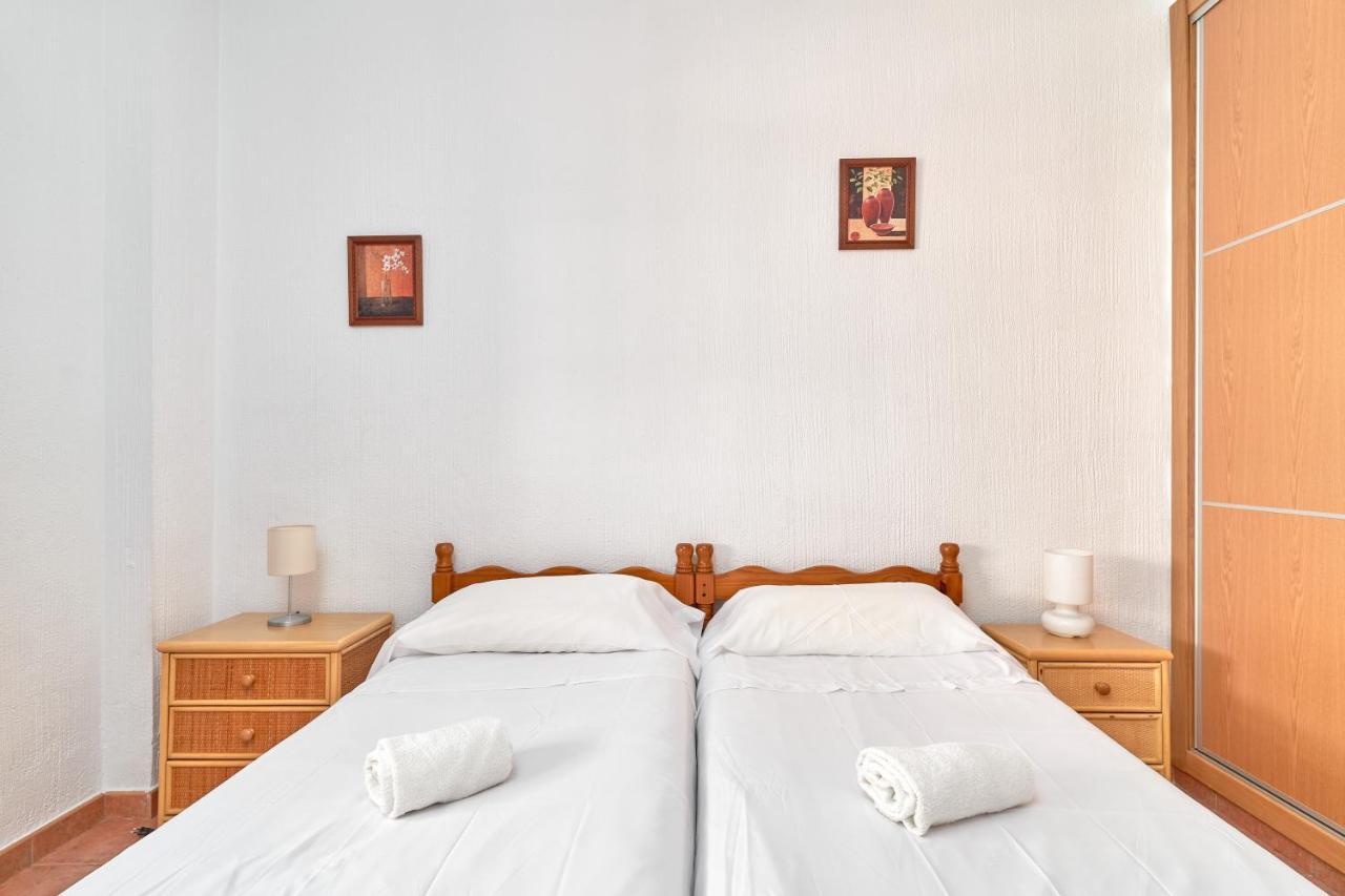 Apartamento Carabeo 23- Acceso A La Playa Nerja Exterior foto
